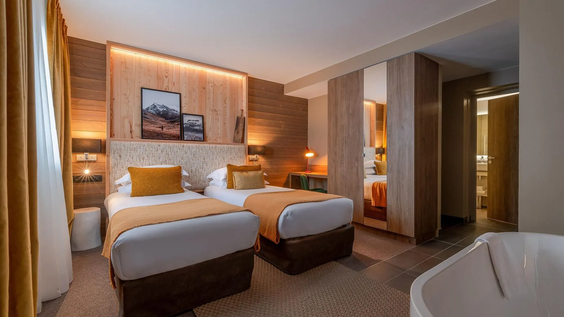 Ily Hotels & Spa La Rosiere Montvalezan 4*,  France