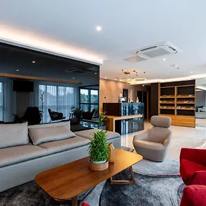 Hotel Woods Genève-thoiry, Thoiry (Ain)